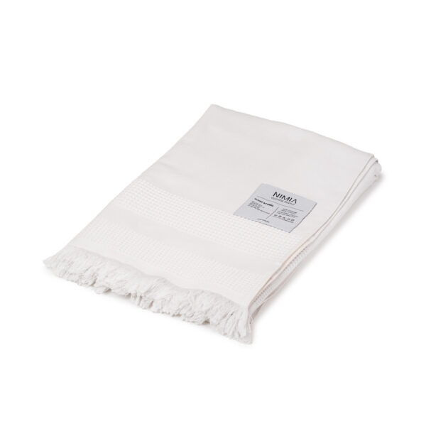 Large soft cotton spunga towel with white fringing