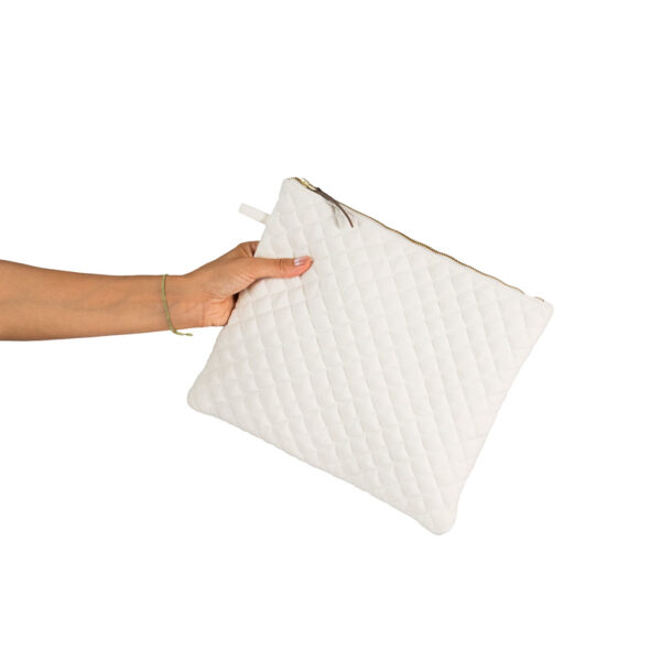 Clutch total white trapuntata in canva di cotone